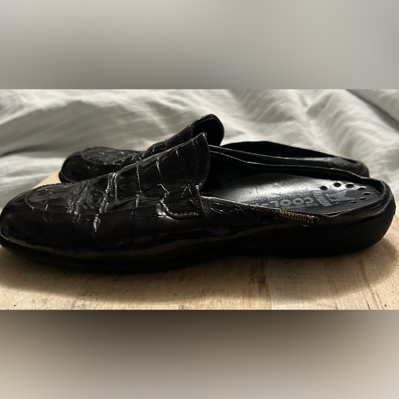 Mephisto Slides Women Black Patent Leather Crocometal Croc Print Mules Shoes 7.5 - Picture 4 of 9